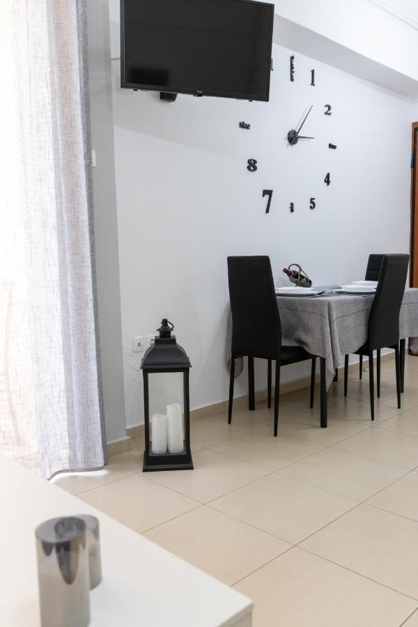 C3 Modern Spartan Apartment المظهر الخارجي الصورة