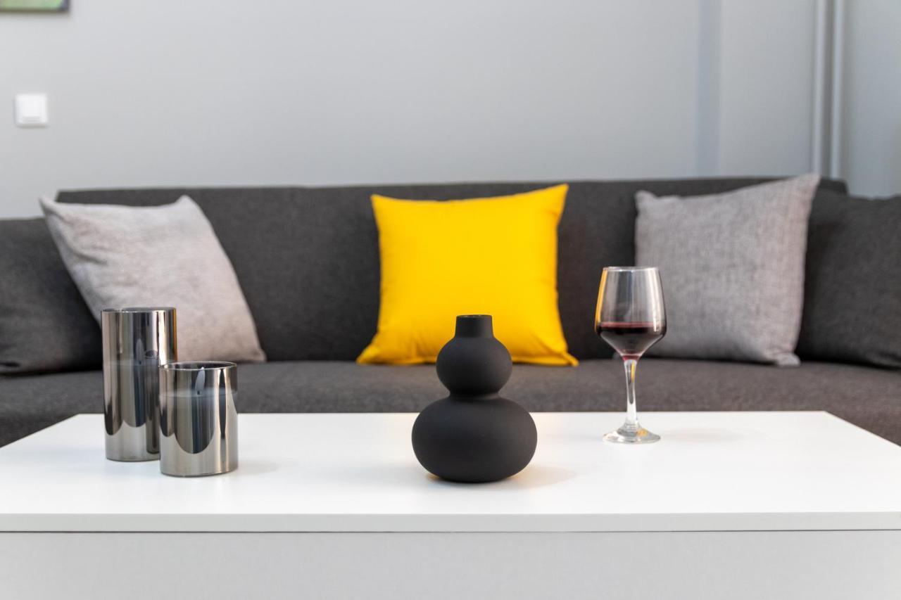 C3 Modern Spartan Apartment المظهر الخارجي الصورة